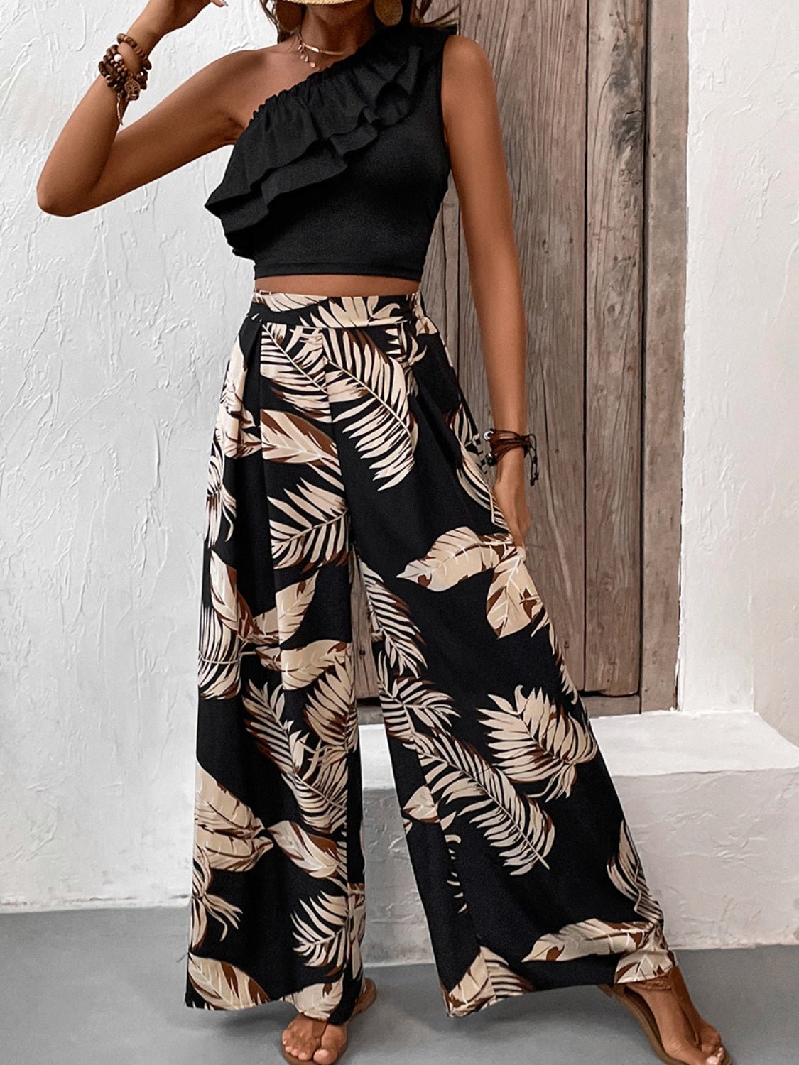 Honey Ruffled Sleeveless Top and Printed Pants Set - ViarousViarousViarous