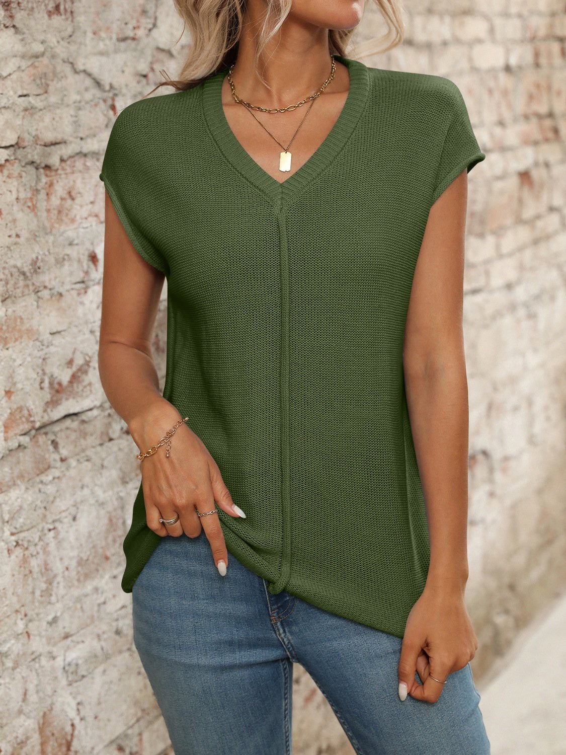 V - Neck Short Sleeve Knit Top - ViarousViarousViarous